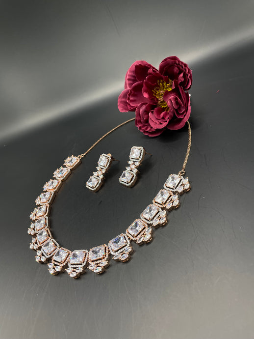 Rose gold and cubic zirconia square set - House Of Swavo