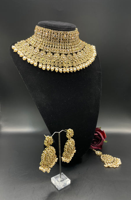 Gold and champagne pearl choker set