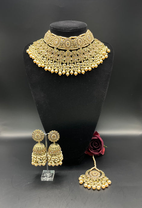 Gold and champagne pearl chocker necklace set - House Of Swavo