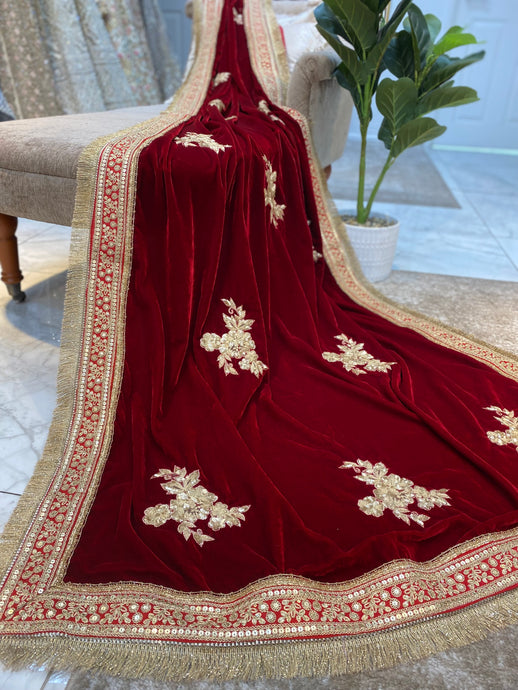 Red and gold velvet shawl - House Of Swavo